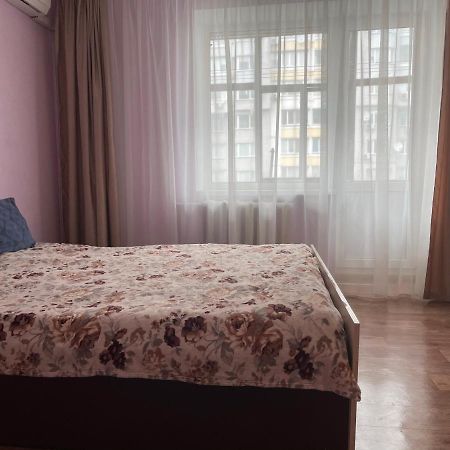 Апартаменты На Гоголя,460 Cherkasy Ngoại thất bức ảnh